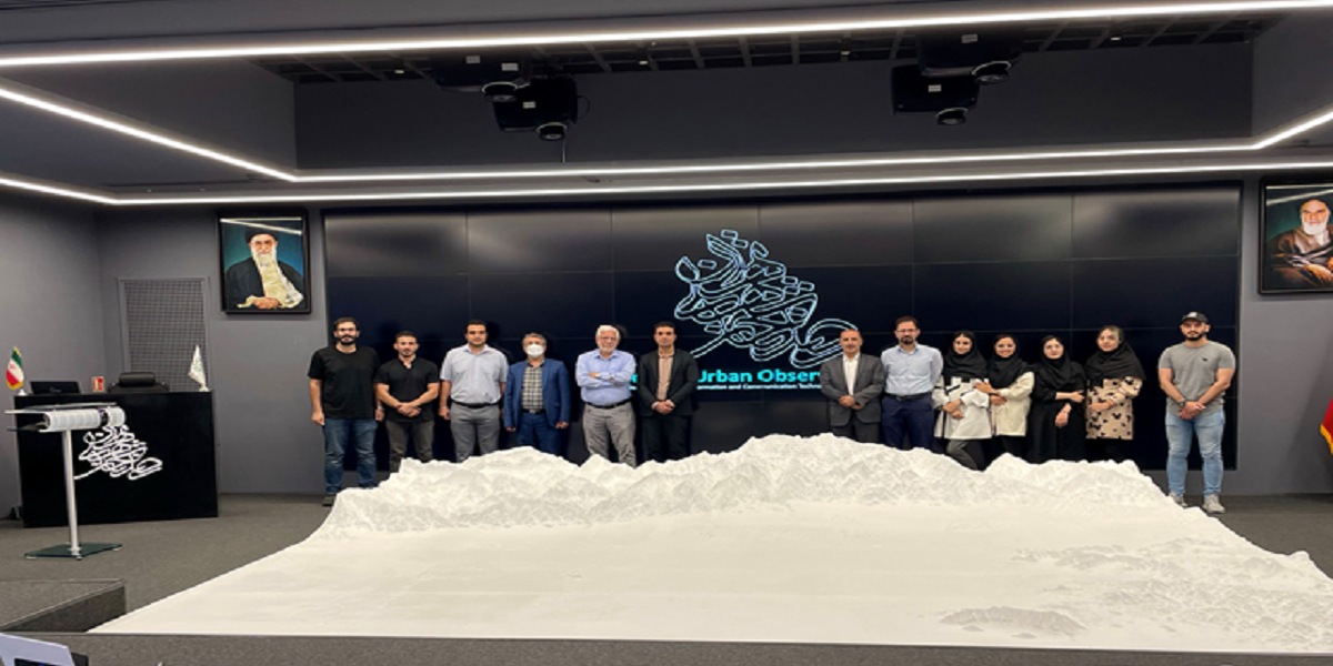 بازدید دانشجویان دانشکده علوم وفناوری های بین رشته ای از رصدخانه شهری شهرداری تهران 