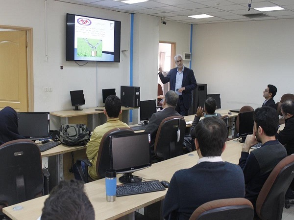 برگزاری جلسه سخنرانی های کوتاه علمی با عنوان «بایدها و نباید‌های محصولات تراریخته» 