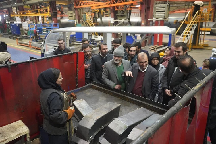 بازدید دانشجویان دانشگاه تربیت مدرس از گروه صنعتی ماموت