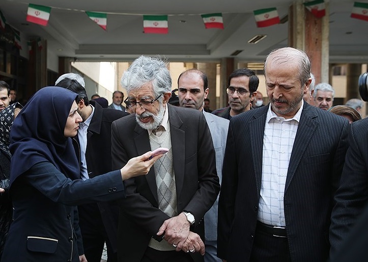 دکتر حداد عادل بر نقش دانشگاه ها و نخبگان در افزایش میزان مشارکت مردم در انتخابات تاکید کرد