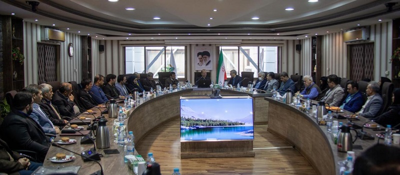 نشست صمیمانه رییس دانشگاه با مدیران و کارکنان حوزه معاونت پشتیبانی و منابع انسانی