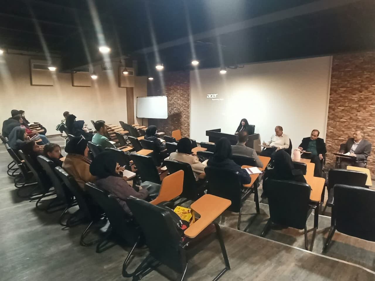 نشست تخصصی «ازدواج موفق، خانواده پایدار» برگزار شد