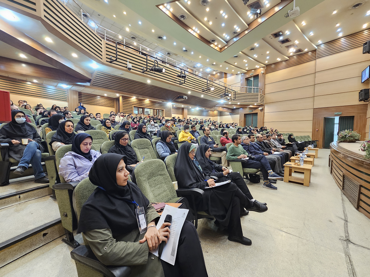 گردهمایی آشنایی با فرصت های همکاری دانشجویان و بنیاد ملی نخبگان برگزار شد